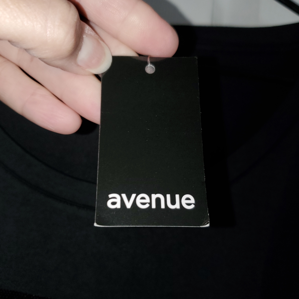 Avenue Blouse With Shimmering Discs In A Striped Pattern - Picture 4 of 5